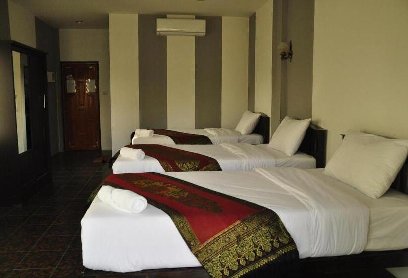هتل Chiang Rai Khuakrae Resort