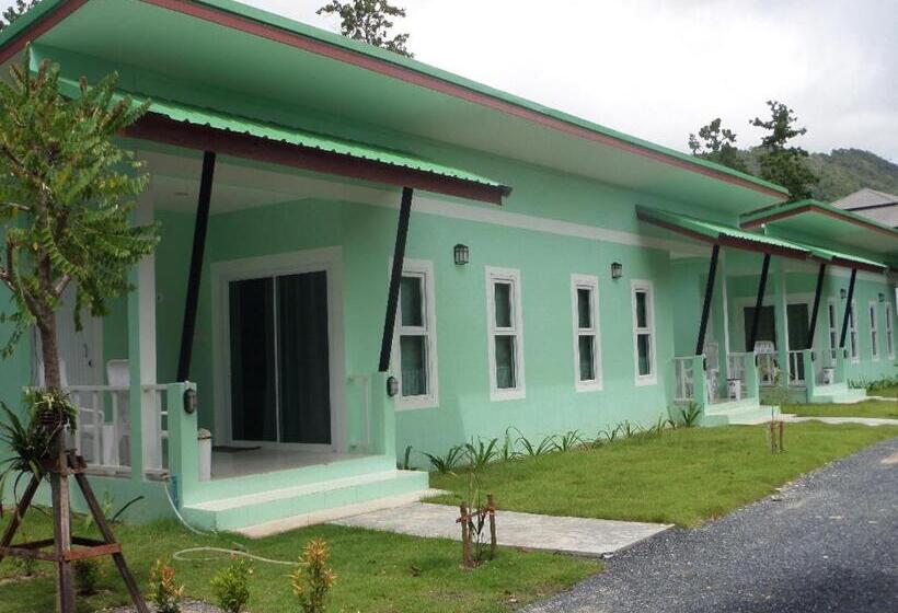 ホテル Lanta Triple Novel