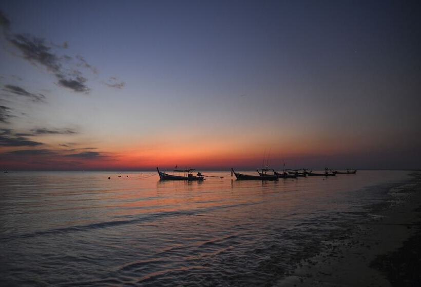 ホテル Le Meridien Khao Lak Resort & Spa