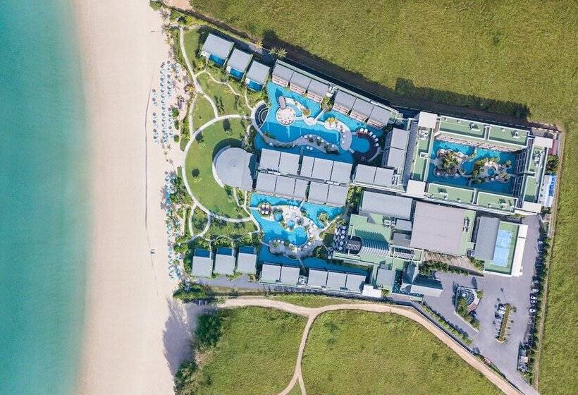 ホテル Le Meridien Khao Lak Resort & Spa