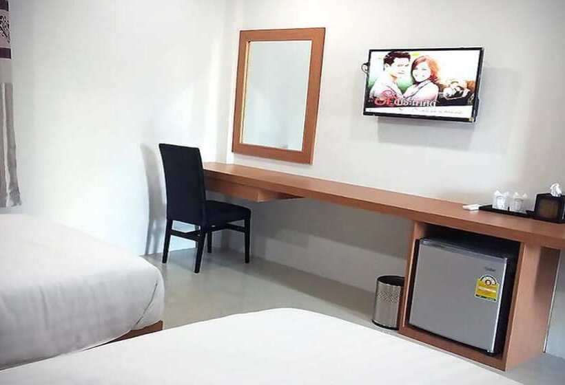 Отель Nichravee Resort Ubon Ratchathani