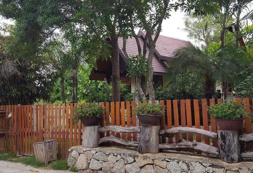 هتل Prachuap Garden View Resort