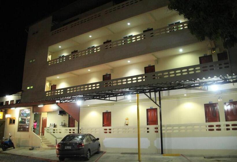 فندق Ratchaphruek Resort