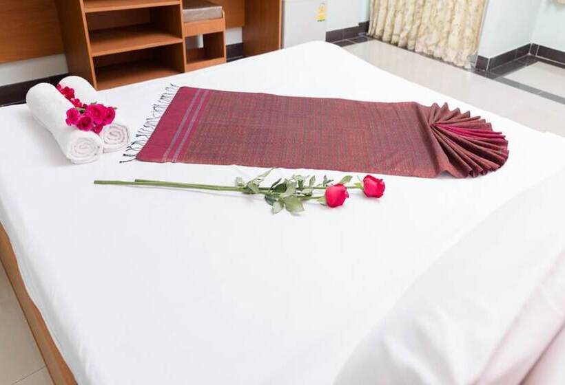 ホテル The Garden Place Bangkok