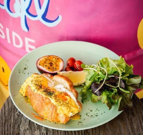 هتل The Loft Seaside Sriracha