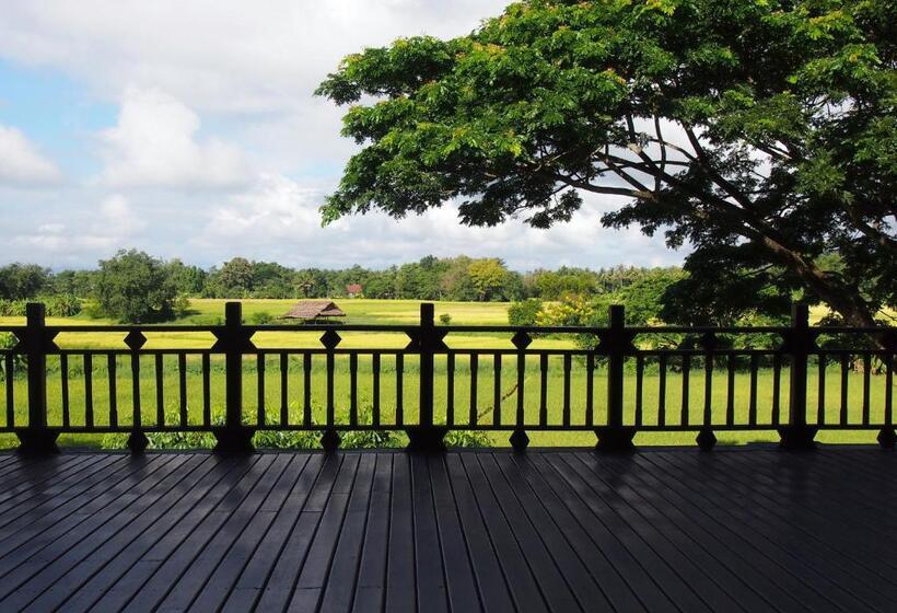 تختخواب و صبحانه Villa Albizia, Chiang Mai