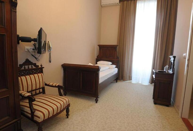 Bed & Breakfast Twenty