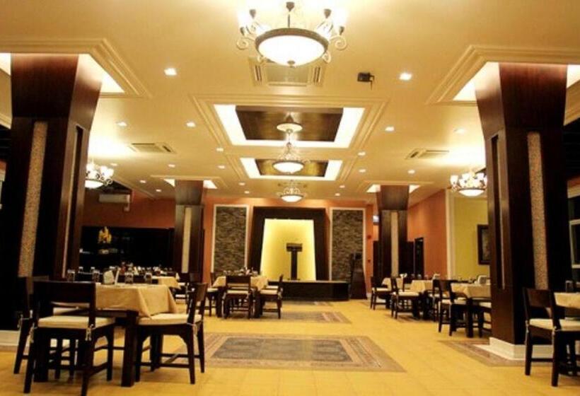 هتل Chour Palace