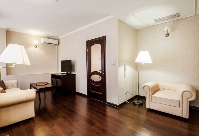 ホテル Plaza Boutique