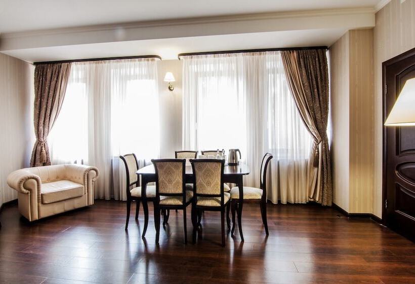 ホテル Plaza Boutique