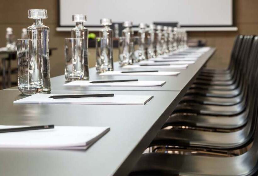 Saint Ten Boutique Hotel, Small Luxury Hotels