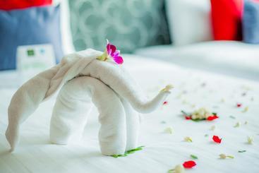 هتل The Jasmine Nai Harn Beach Resort And Spa