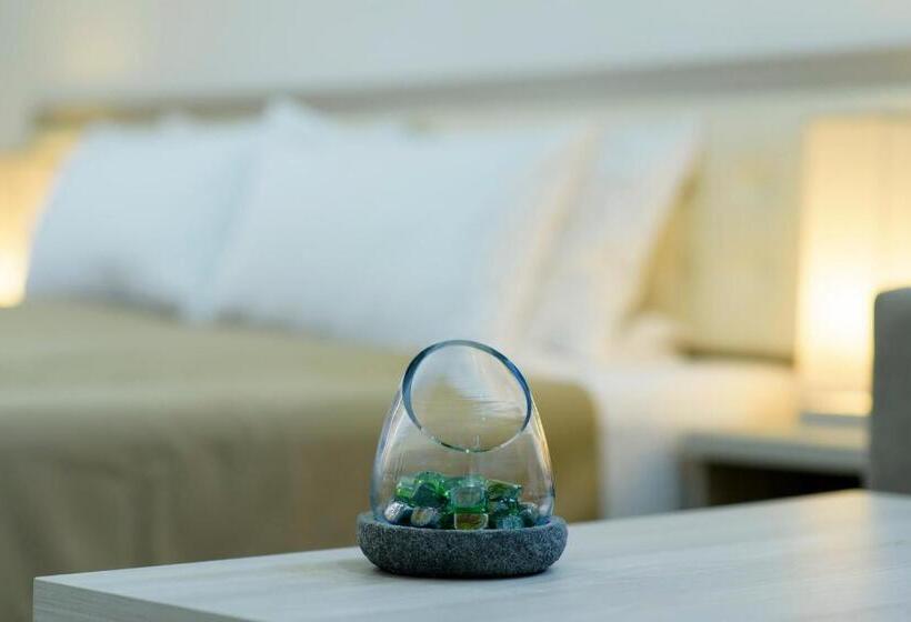 هتل Villa Otava Lux Spa