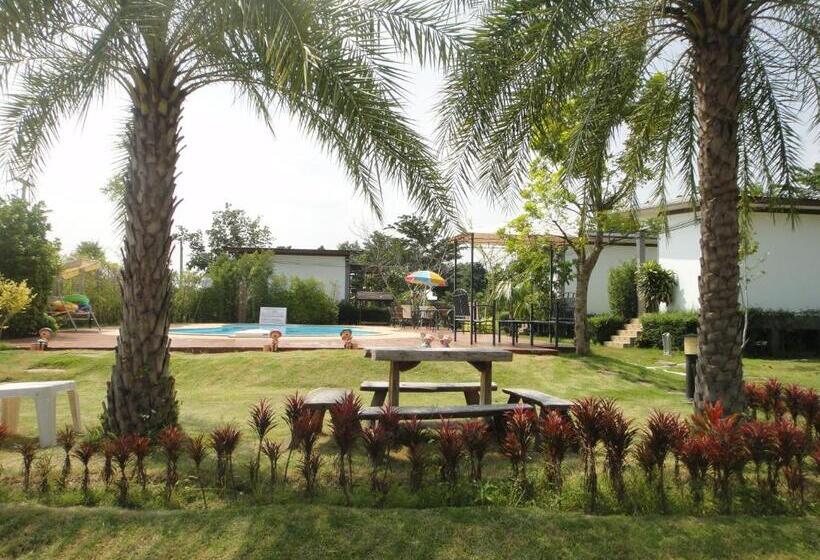 استراحتگاه Baan Suan Thanwalai Khon Kaen