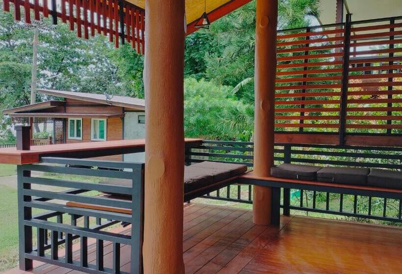 Suntisook Resort