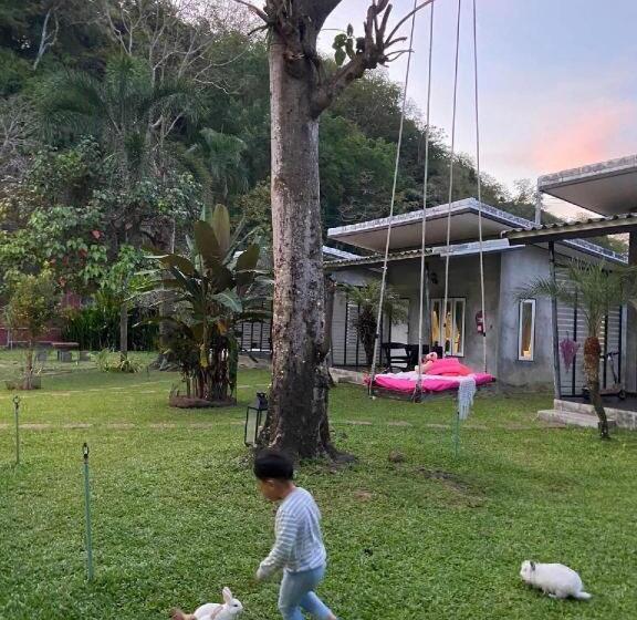 V Valley Resort