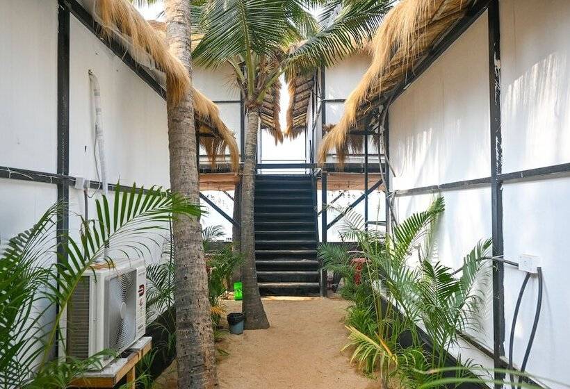 فندق A3 Beach Resort