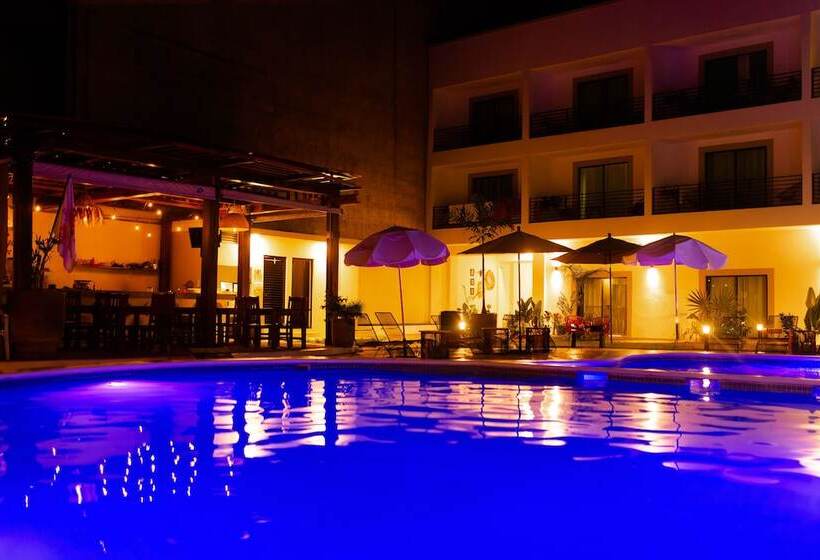 בית מלון כפרי Santa Martha Bungalows