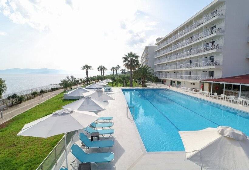 فندق Calamos Beach Family Club