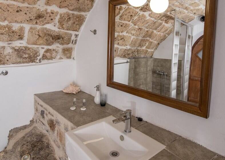 هتل Goulas Traditional Guesthouse