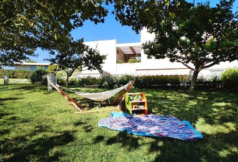 هتل Nereids Apartments