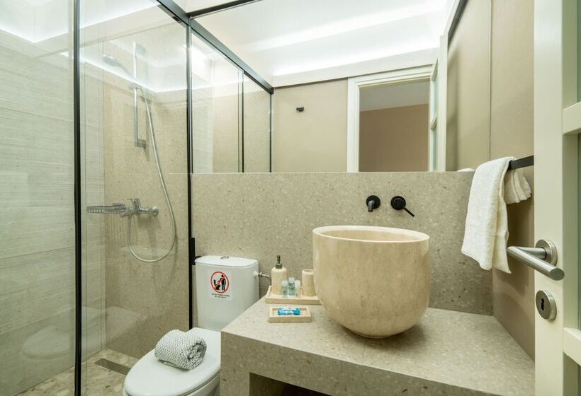 هتل Nereids Apartments