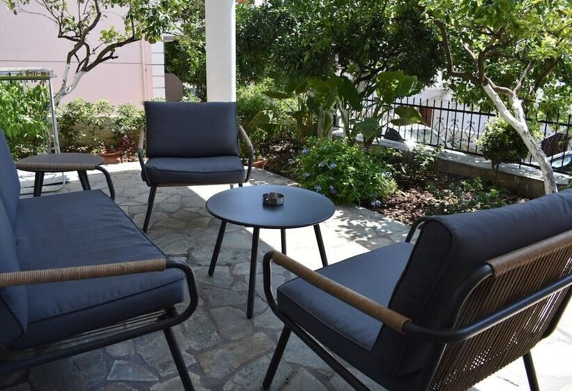 هتل Studios Spiros Parga