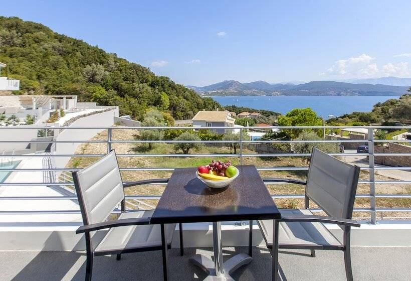 هتل Thealos Village