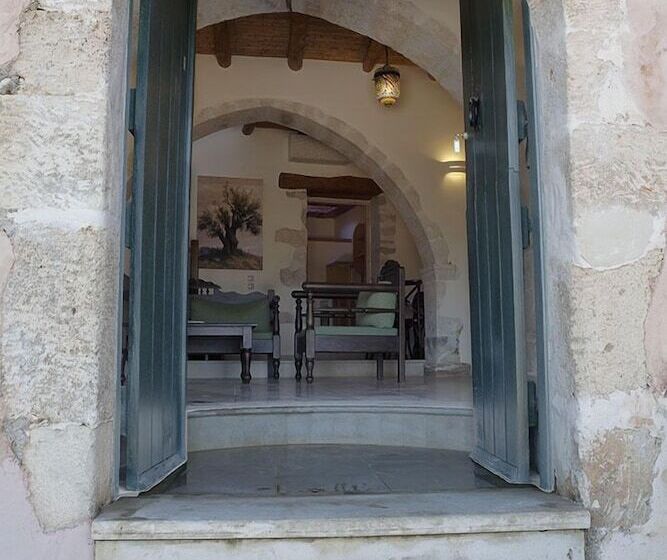 Kastellos Village   Central Complex