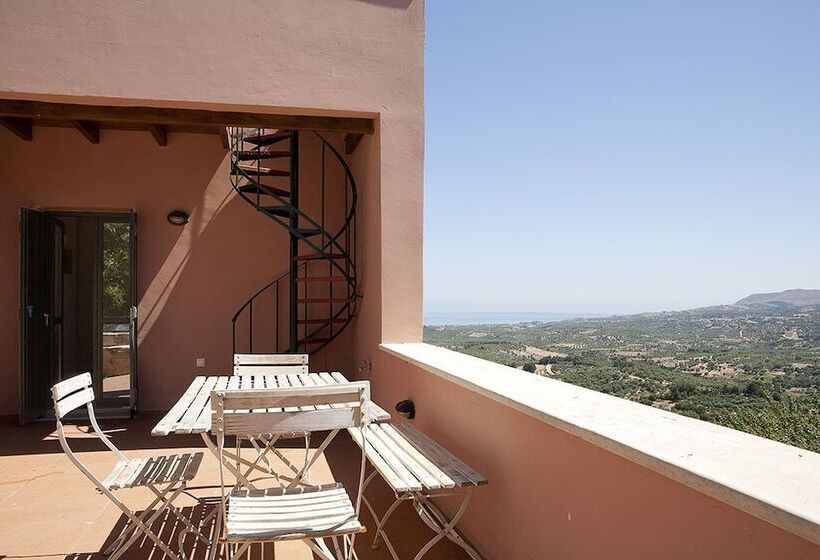 Kastellos Village   Central Complex