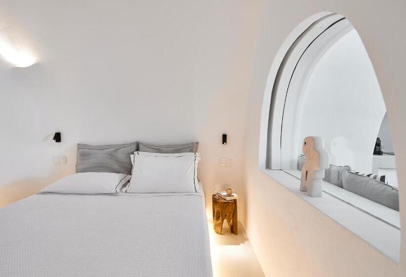 Olea Cave House