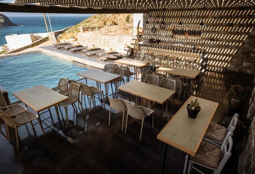 Sea Rock & Sky Private Mykonos Residence