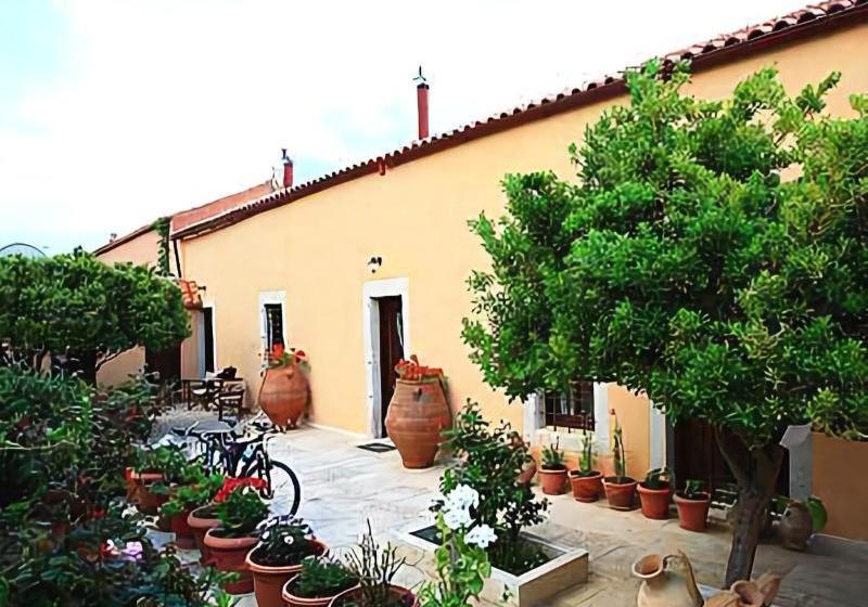 Hotel Arhontiko Villa