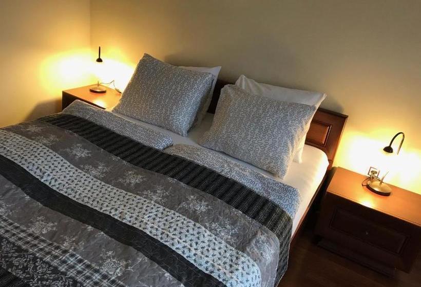 هتل Basta Apartmany