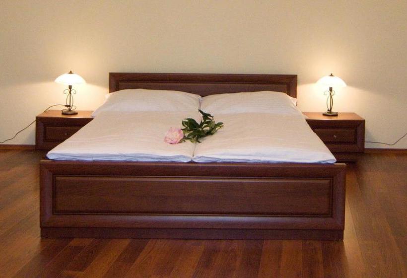 هتل Basta Apartmany