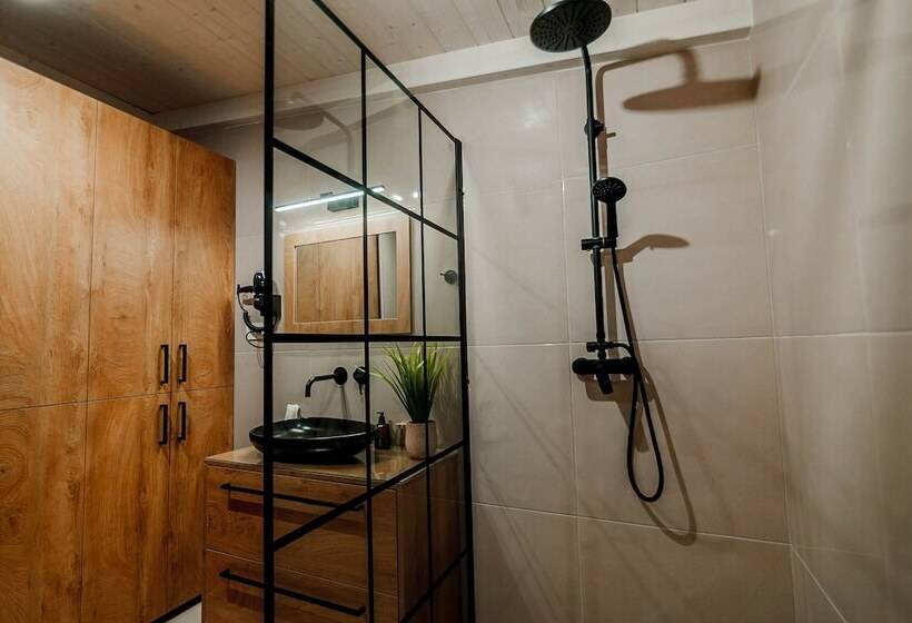 هتل Ideal Boutique