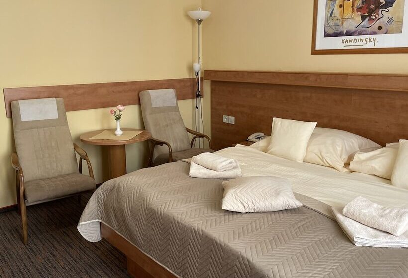 هتل Ld Palace Spa & Kur