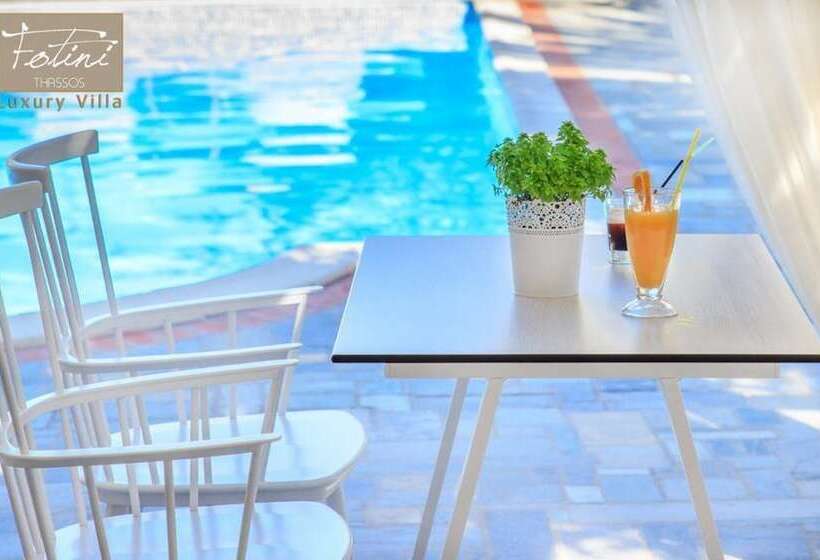 هتل Luxury Villa Fotini