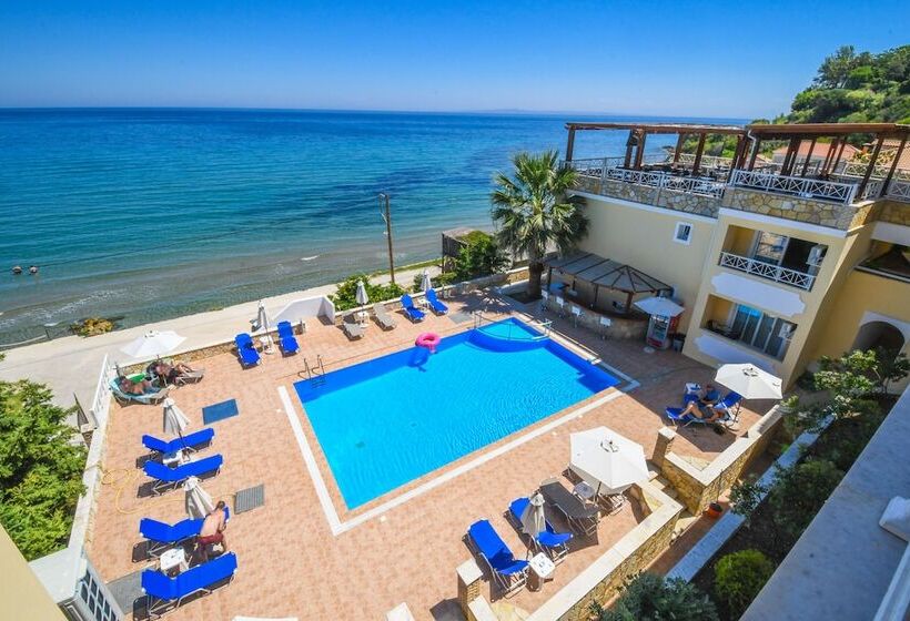 هتل Nefeli Beach