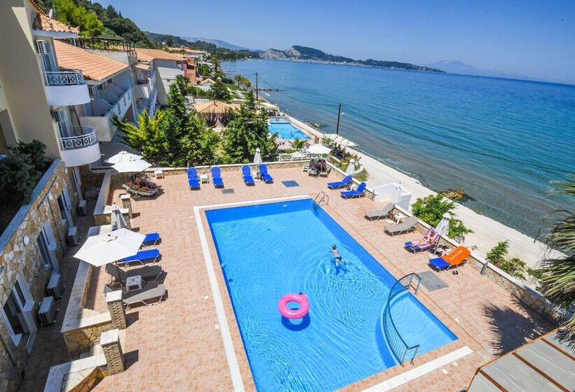 هتل Nefeli Beach