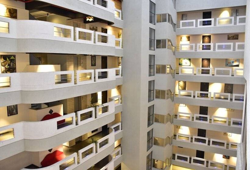 فندق The Fern Residency, Vadgaon Talegaon, Pune