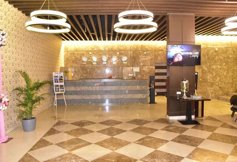 فندق The Fern Residency, Vadgaon Talegaon, Pune