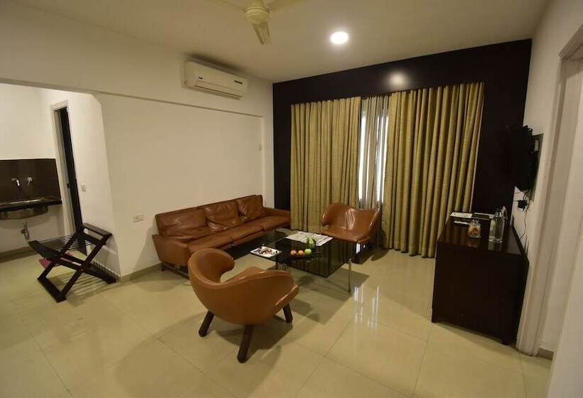 فندق The Fern Residency, Vadgaon Talegaon, Pune