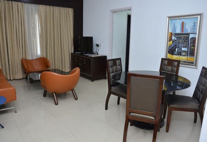 فندق The Fern Residency, Vadgaon Talegaon, Pune