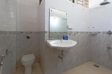 هتل Oyo Premium Baga Titos Lane