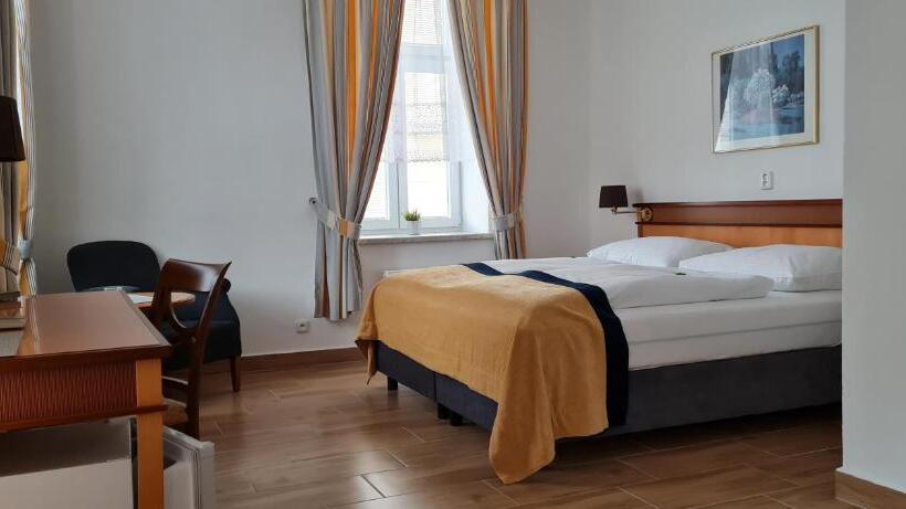 هتل Pension Elektra