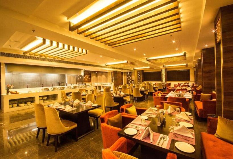 Отель Regenta Central Amritsar