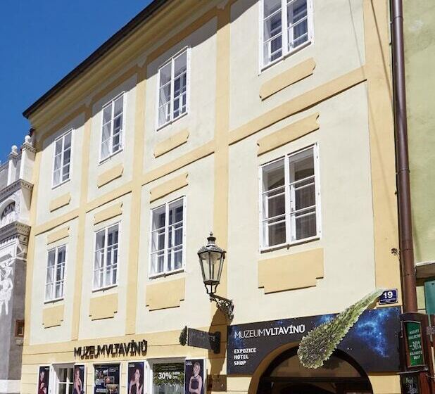 هتل Residence Muzeum Vltavinu