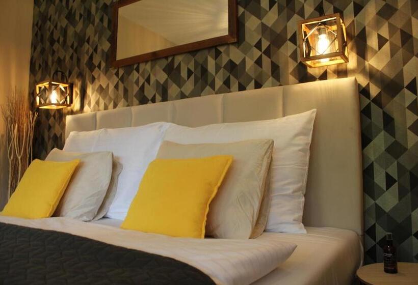 فندق Resort Lesní Lázně