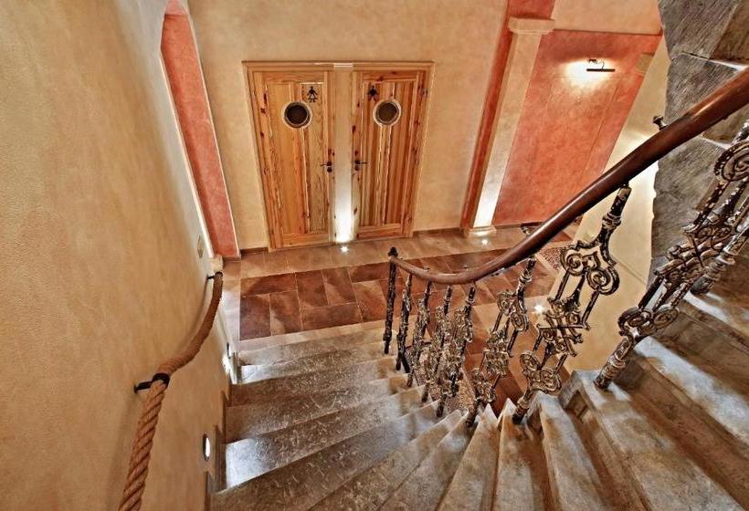 هتل Rezidence Mandragora